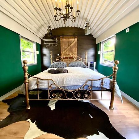 Вилла Gleis 1, Eisenbahn Waggon Mit Whirlpool Und Ofen Кроненбург Экстерьер фото