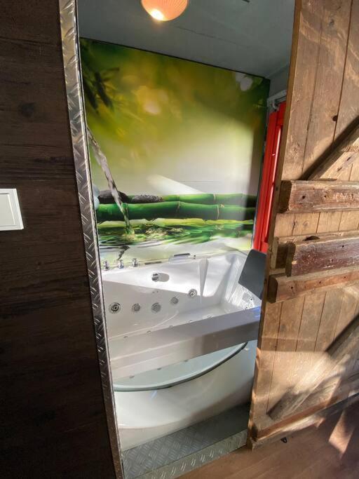 Вилла Gleis 1, Eisenbahn Waggon Mit Whirlpool Und Ofen Кроненбург Экстерьер фото